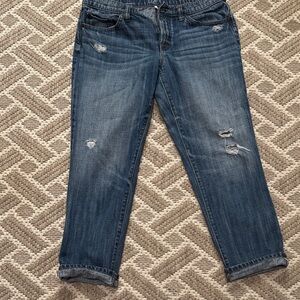 Ann Taylor LOFT Distressed Boyfriend Crop Jeans 28/6